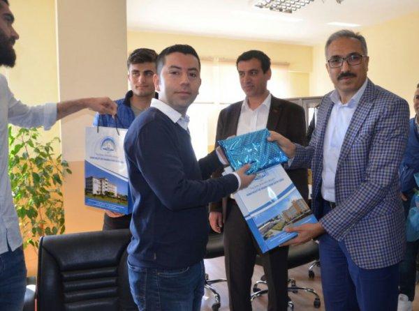 Adana Demirspor Oyuncuları Okulumuzu Ziyaret Etti